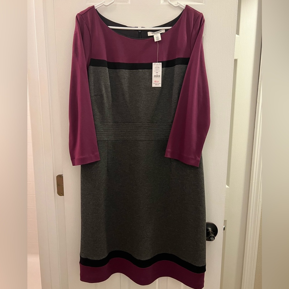 NWT White House Black Market Dress in Size 14